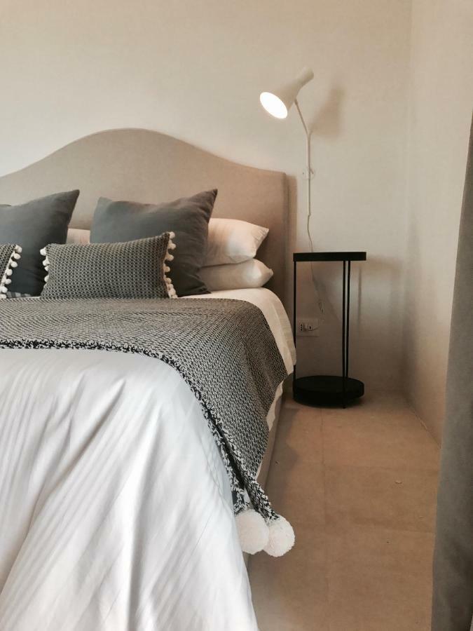Battimandorlo Hotel Noto Luaran gambar