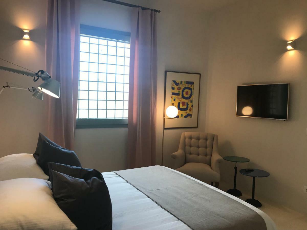 Battimandorlo Hotel Noto Luaran gambar
