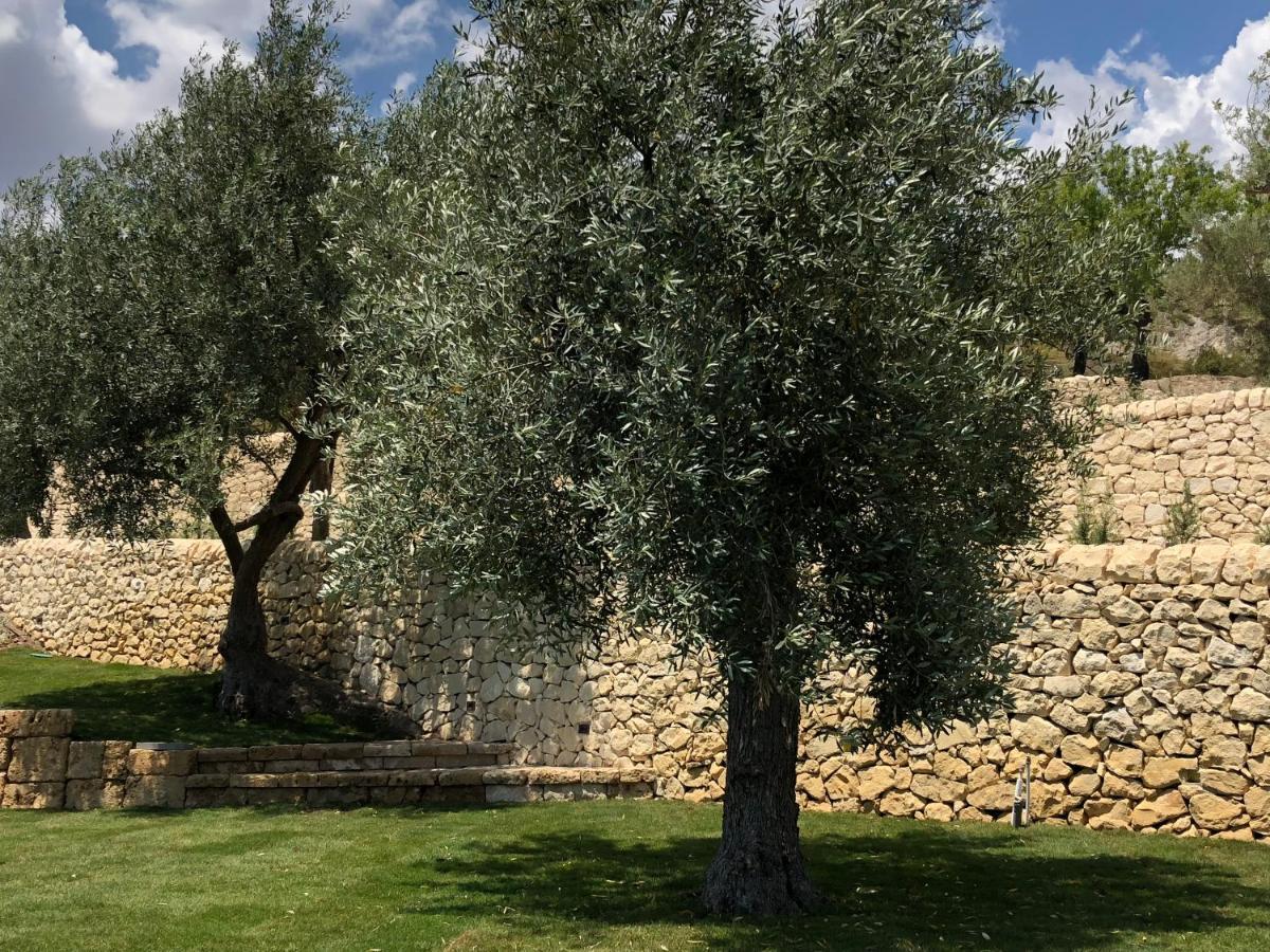 Battimandorlo Hotel Noto Luaran gambar